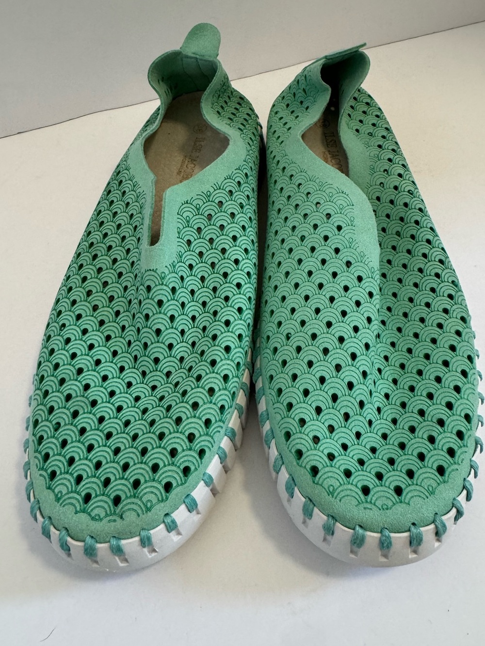 Ilse Jacobsen Tulip  Loafers in a cute light green size 38 ( 7.5-8)